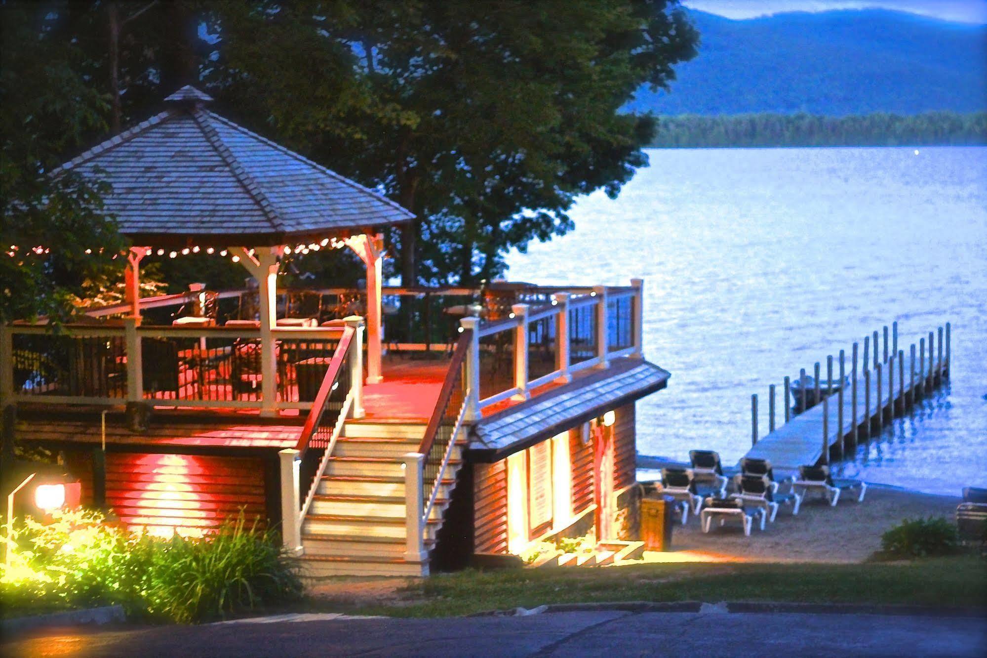 The Juliana Resort Lake George Exterior photo